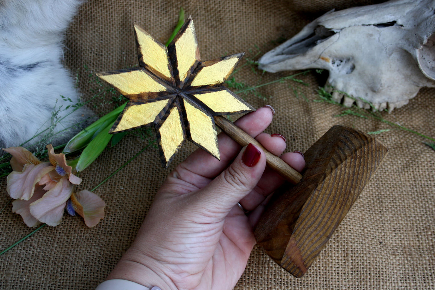 Slavic symbol of family Alatyr