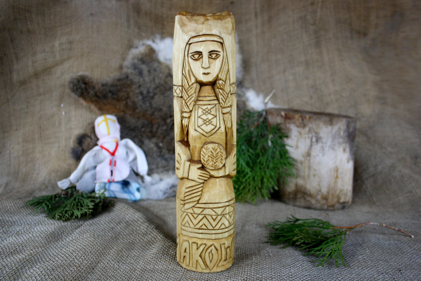 Big statue of Slavic Goddess MAKOSH