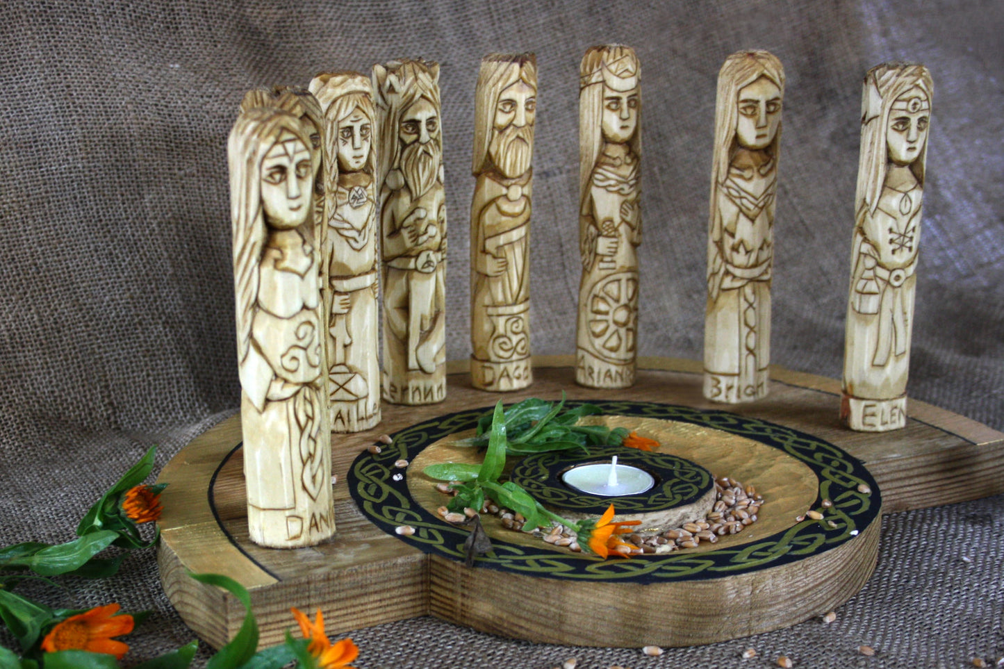 Set of Celtic deities with athar.