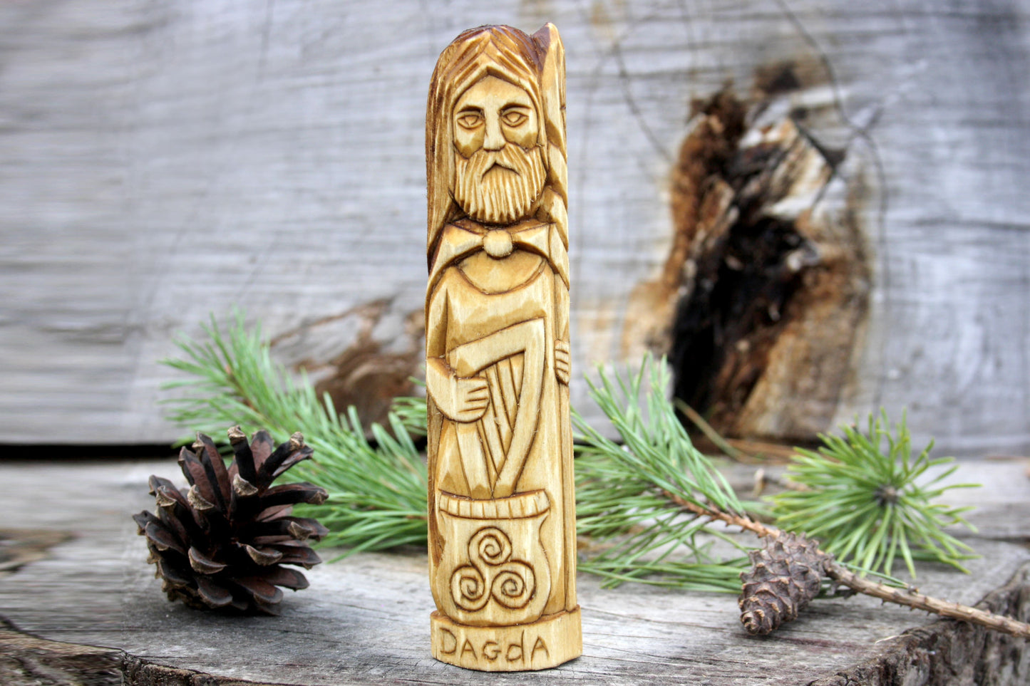Set of Celtic deities with athar.