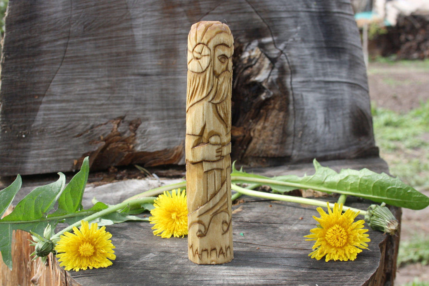 Mannan Mac Lir statue