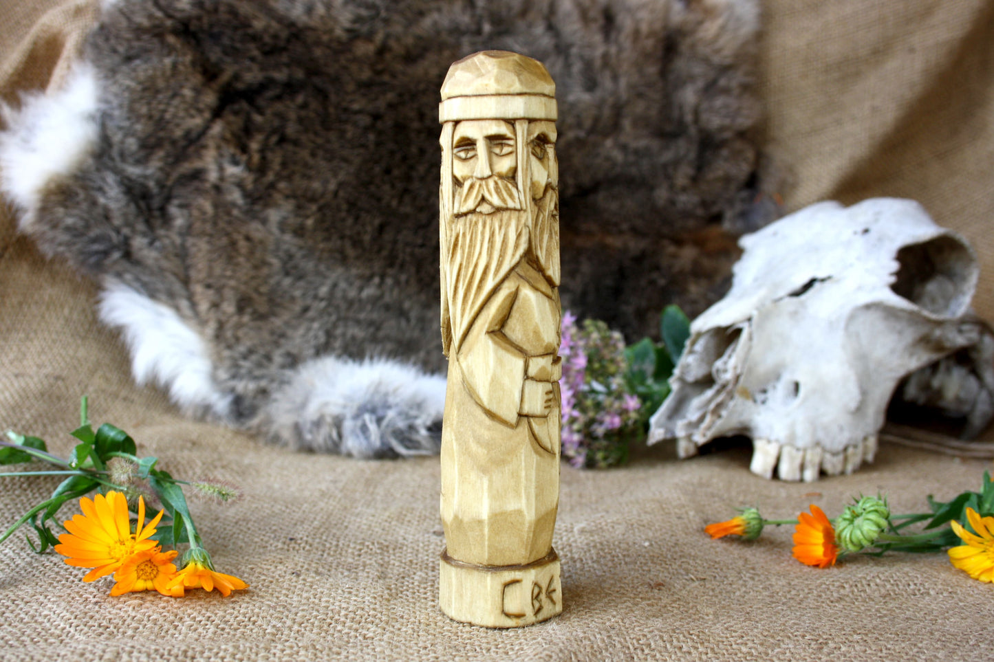 Svitovit figurine