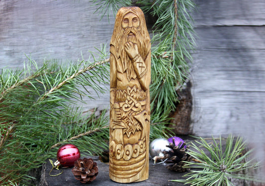 Freyr wooden statue