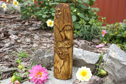 Freyr wooden statue