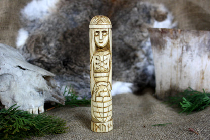 Norse Goddess IDUNNA statue