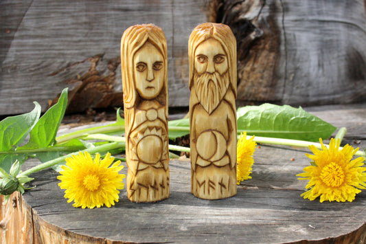 Small Wooden Sunna and Mani. Set of small wooden figurine.Scandinavion Gods