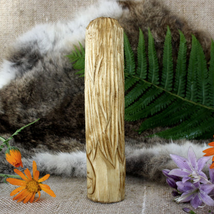 Aibell Celtic goddess 15cm hand-carved wooden statue back view