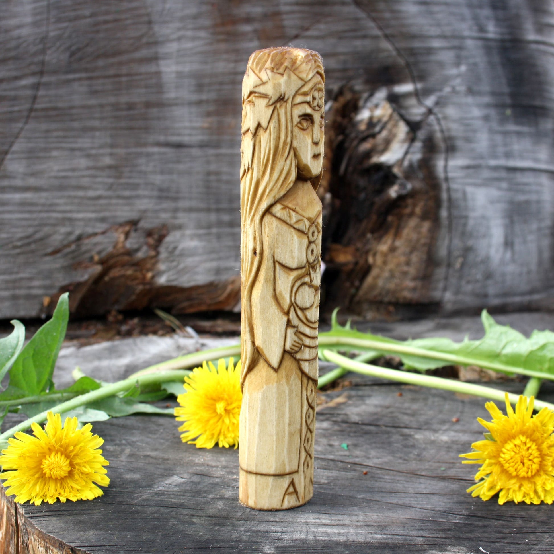 Áine Celtic goddess 15cm wooden statue opposite side view
