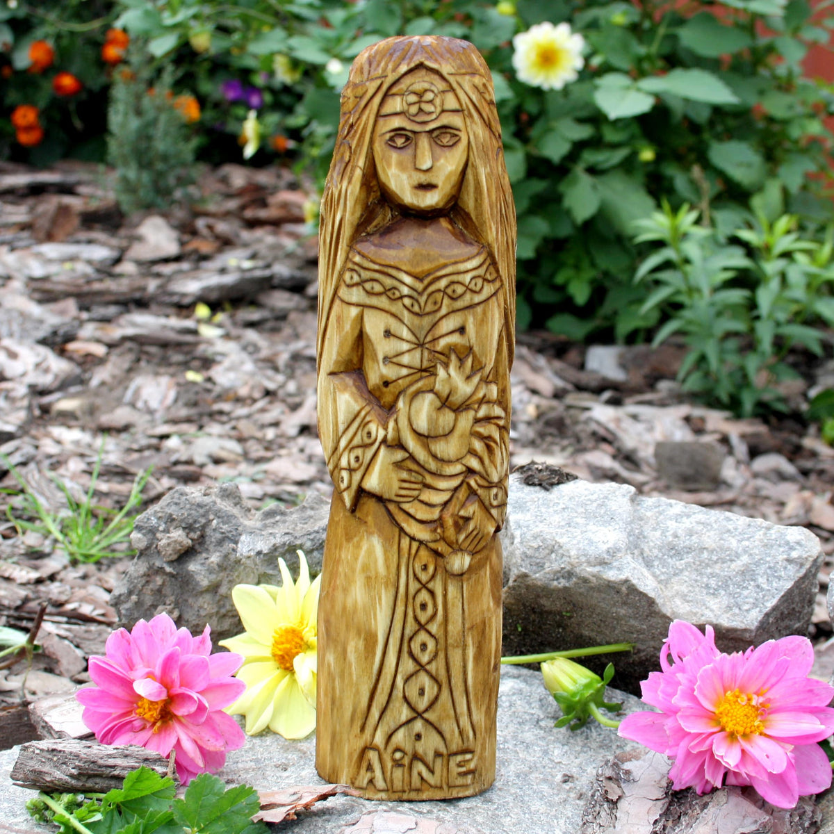 25 cm hand-carved wooden statue of Áine, Celtic goddess, with long hair and detailed clothing