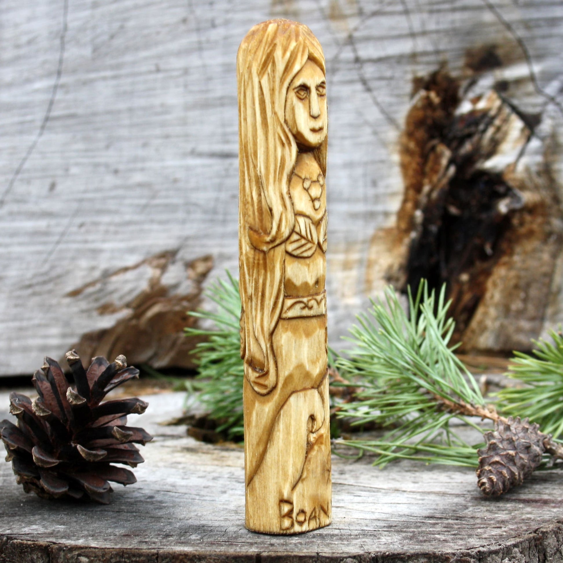 Boann Celtic goddess 15cm wooden statue side detail