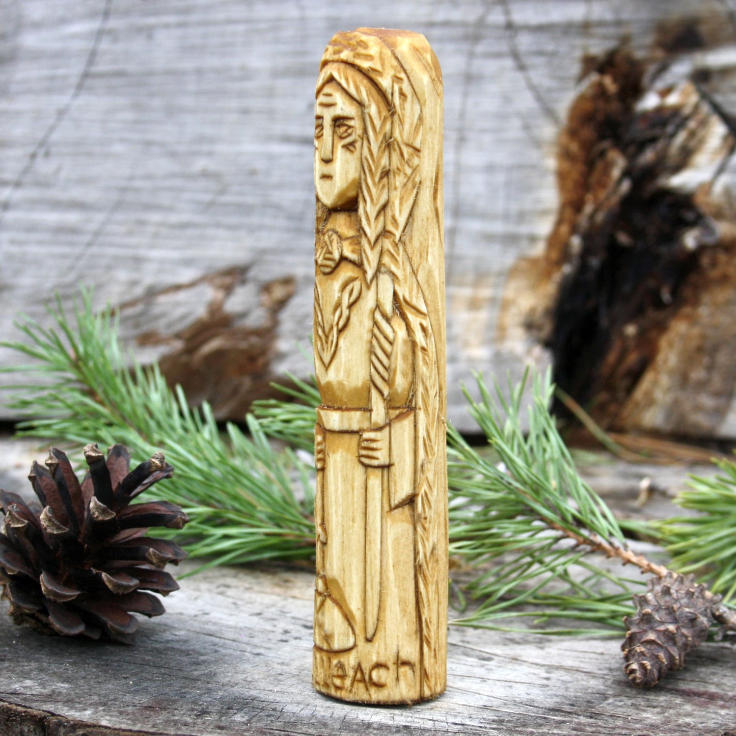 Cailleach Celtic goddess of winter 15cm wooden statue side detail