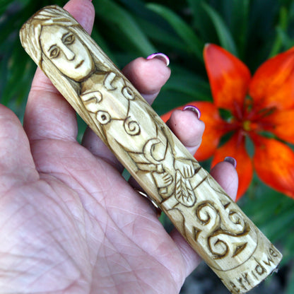 Cerridwen Celtic goddess 15cm hand-carved wooden statue held in hand
