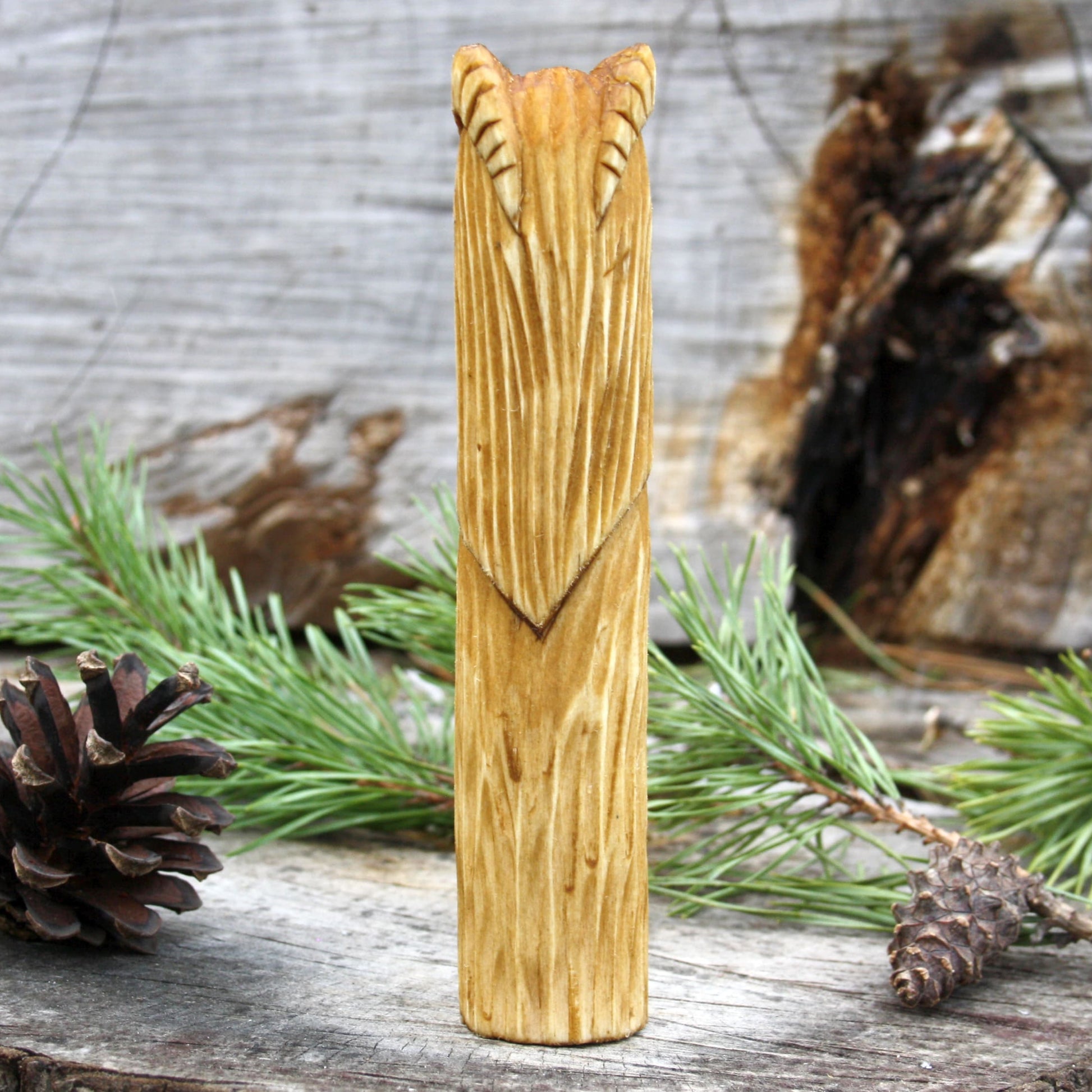 Domnu Celtic goddess of the sea 15cm hand-carved wooden statue back view