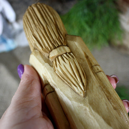 Close-up of natural wood grain on Khors Slavic God statue