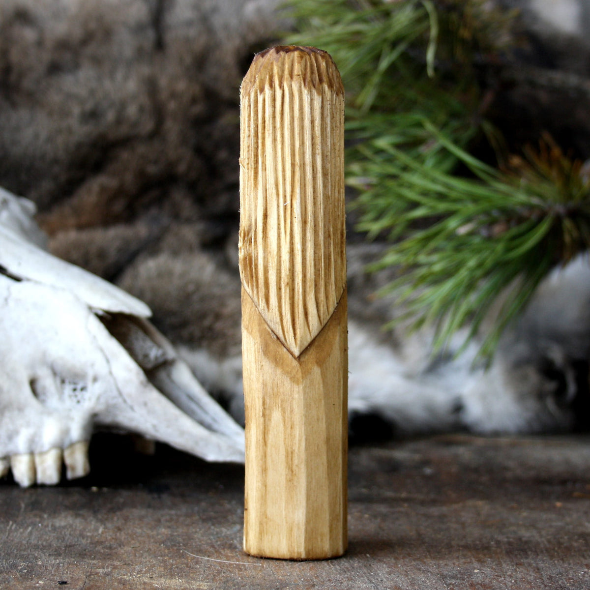 Merlin Celtic wizard 15cm hand-carved wooden statue back view